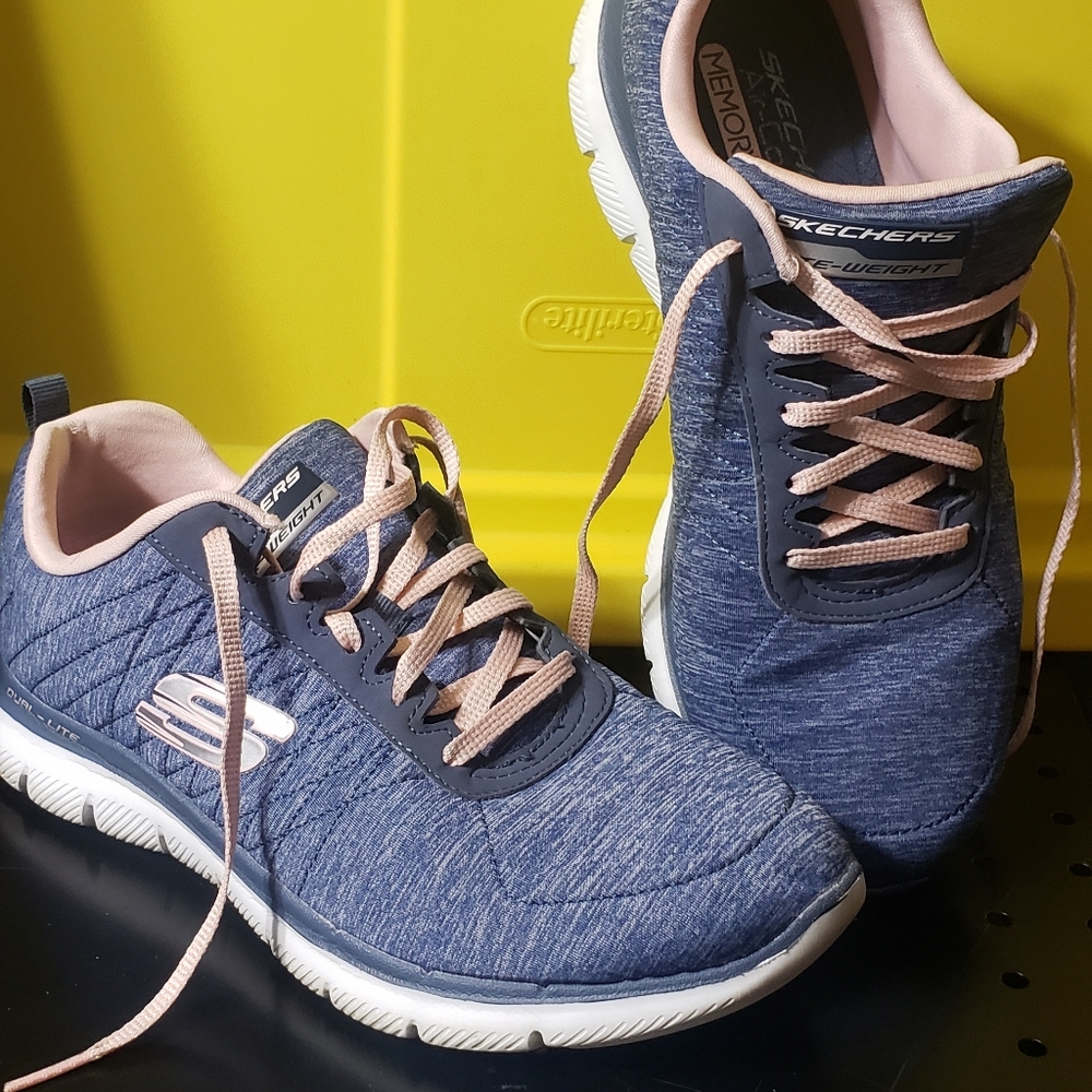 Sketchers memory foam